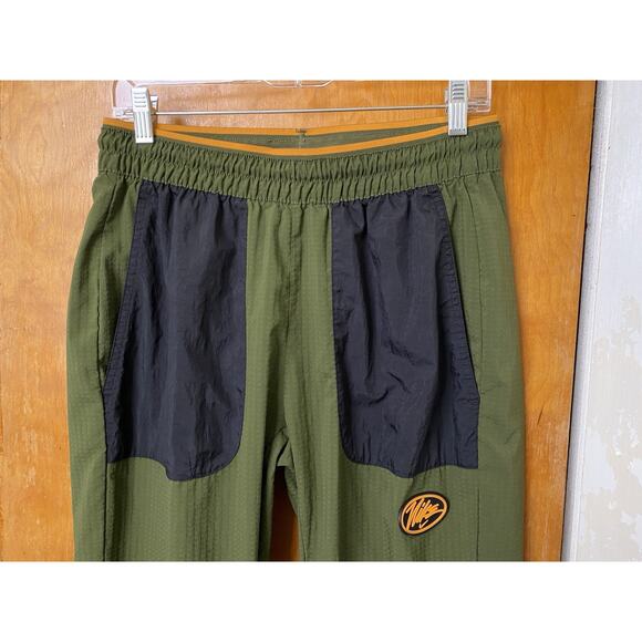 Nike Dri Fit Clash Training Joggers Pants Sz M Army Green Colorblock DM5555-326 - Picture 3 of 6